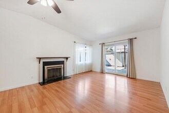 2577 Gonzaga St in East Palo Alto, CA - Building Photo - Building Photo