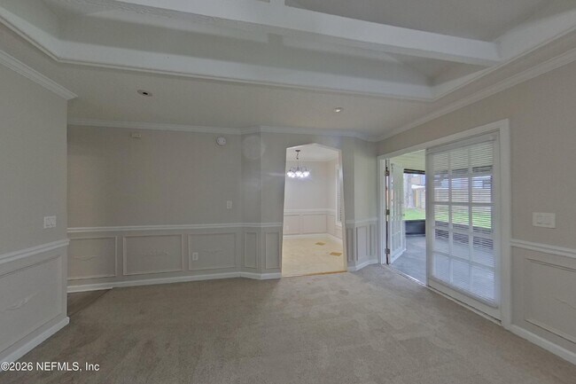 4324 Queensway Dr
