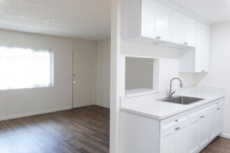 1811 J Ave in National City, CA - Building Photo - Building Photo