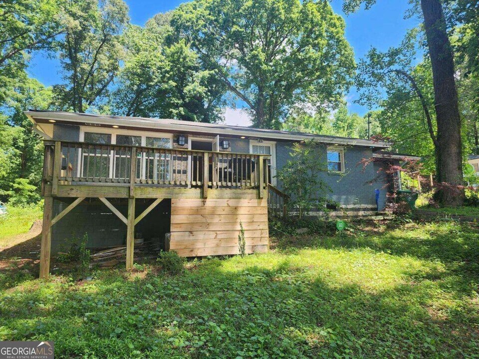 3220 Memorial Dr in Decatur, GA - Building Photo
