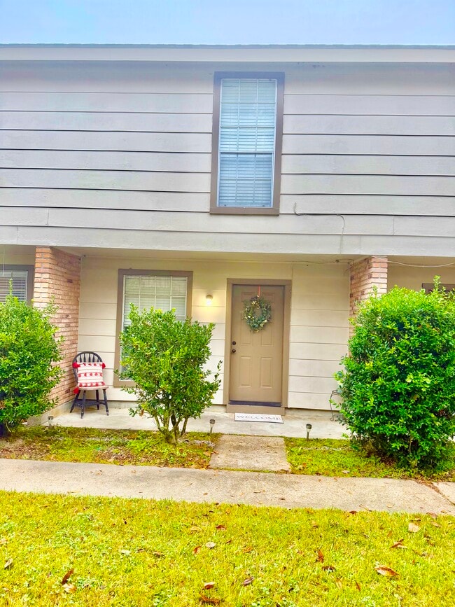 property at 14732 Hooper Rd