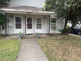 537 Studewood St in Houston, TX - Building Photo