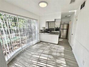 2708 Hilldale Blvd in Arlington, TX - Building Photo - Building Photo