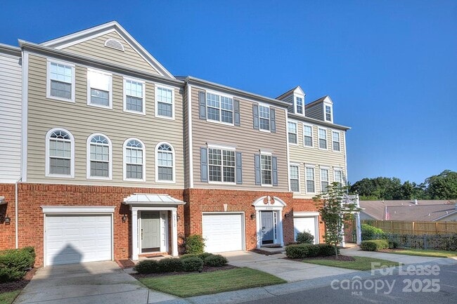 5308 Dockery Dr
