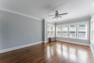 4820 W Wolfram St in Chicago, IL - Building Photo - Building Photo