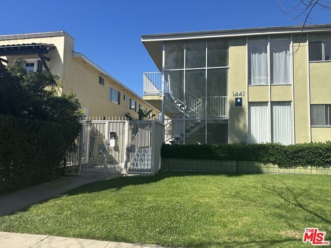 property at 1441 S Hayworth Ave