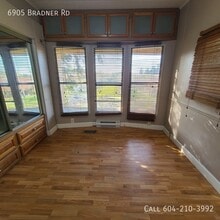 6905 Bradner Rd in Abbotsford, BC - Building Photo - Building Photo