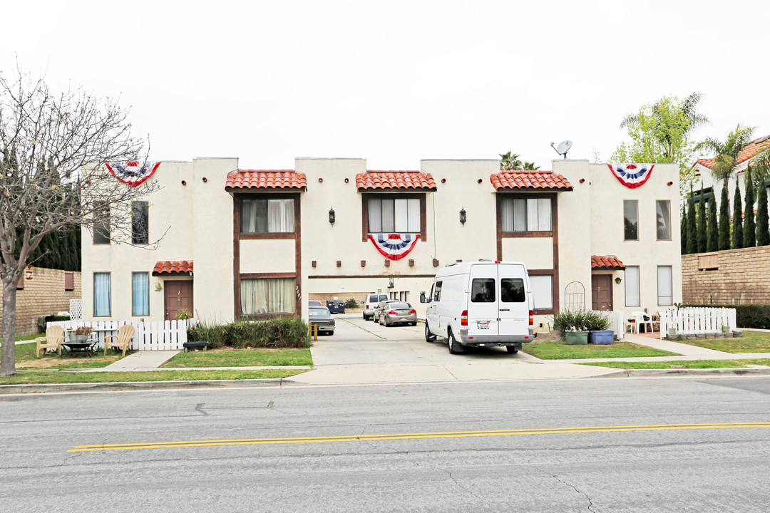 2601 Huntington St in Huntington Beach, CA - Building Photo