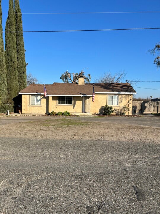 3010 Trindade Rd in Atwater, CA - Building Photo