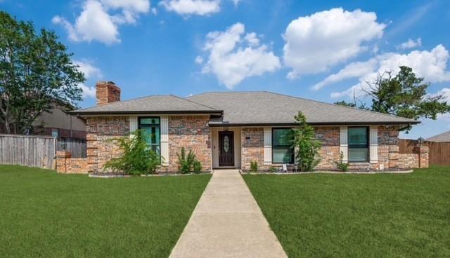 171 Wildwood Dr in Desoto, TX - Building Photo