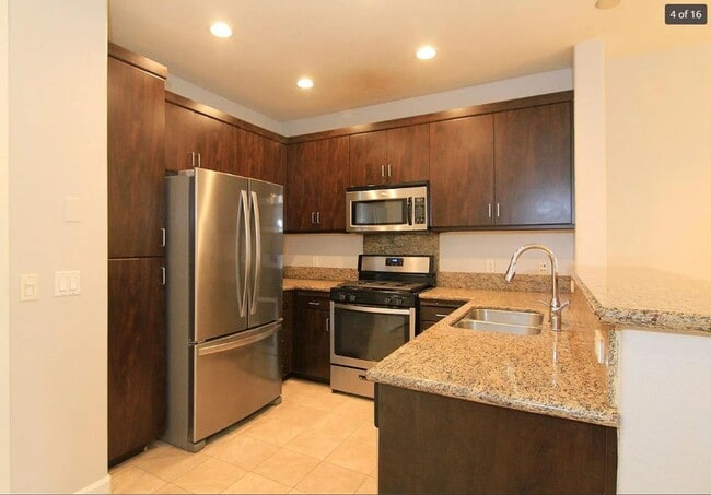 property at 1101 S Main St