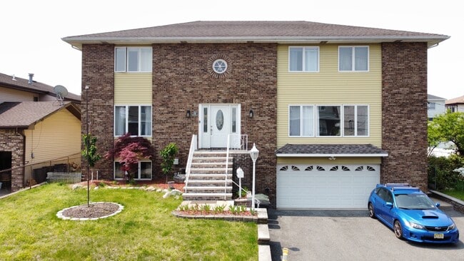 431 Taylor Ave, Unit 2nd FL