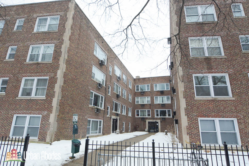 7634 N Eastlake Ter in Chicago, IL - Building Photo