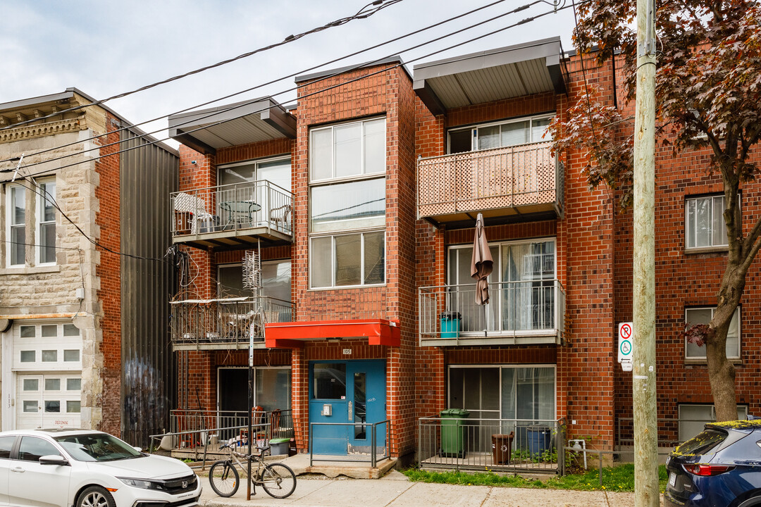 105 Saint-Philippe Rue in Montréal, QC - Building Photo