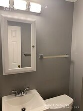 2863 Mayfield Rd-Unit -4 in Cleveland Heights, OH - Foto de edificio - Building Photo