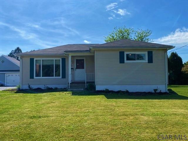 111 Old Hickory Ln in Johnstown, PA - Building Photo