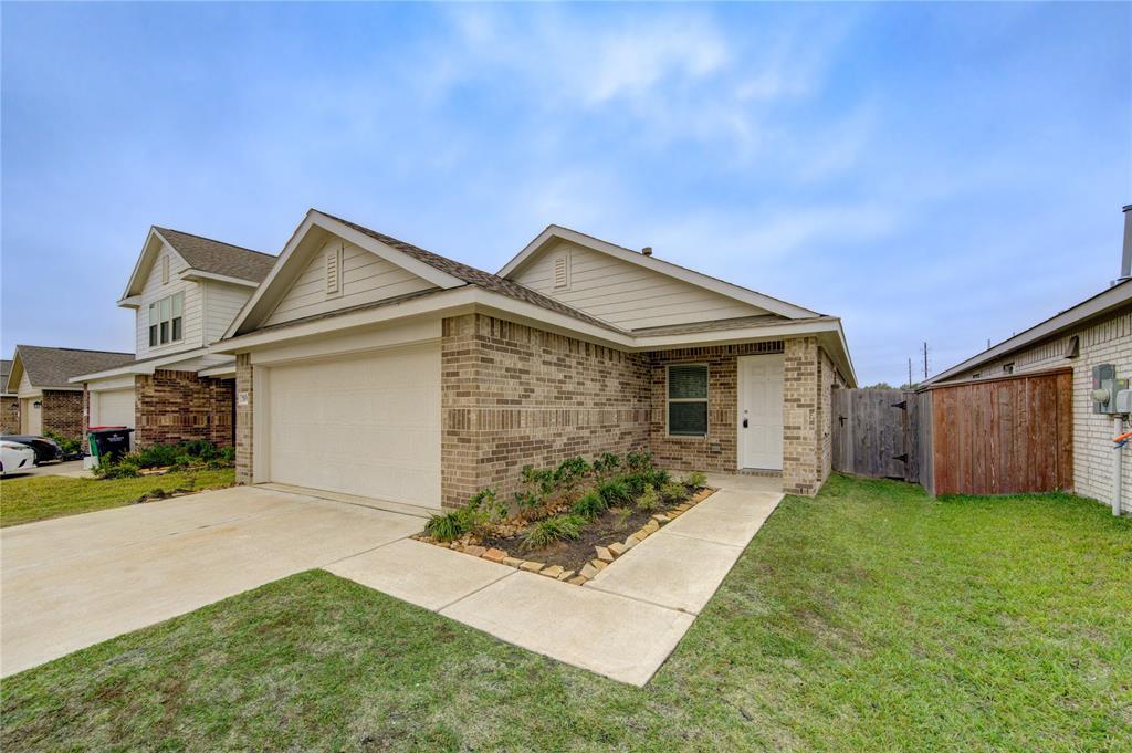 7839 Switchgrass Crk Dr in Katy, TX - Building Photo