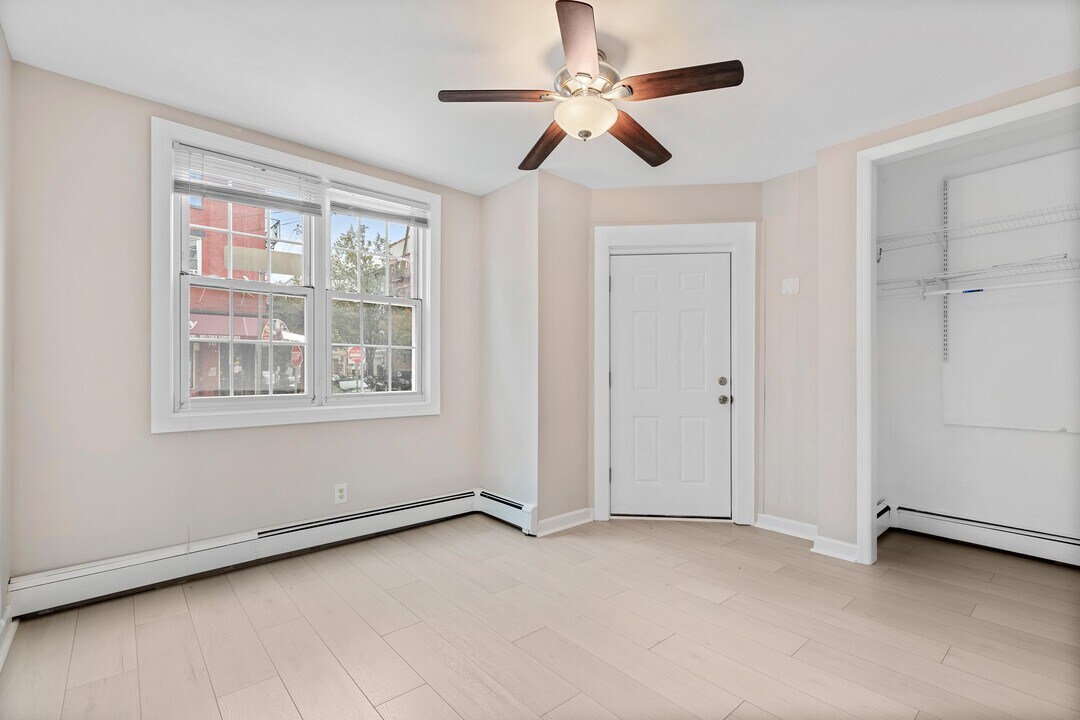 119 Brunswick St in Jersey City, NJ - Building Photo