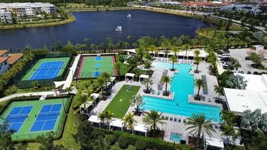 3019 Franklin Pl in Palm Beach Gardens, FL - Building Photo - Building Photo