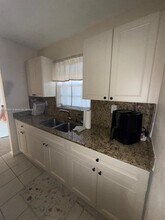 365 NE 125th St-Unit -412 in North Miami, FL - Building Photo - Building Photo