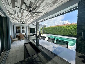 1874 New Haven Ave in Wellington, FL - Building Photo - Building Photo