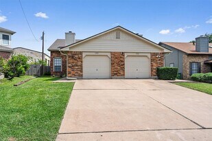 315 Rawhide Loop in Round Rock, TX - Building Photo