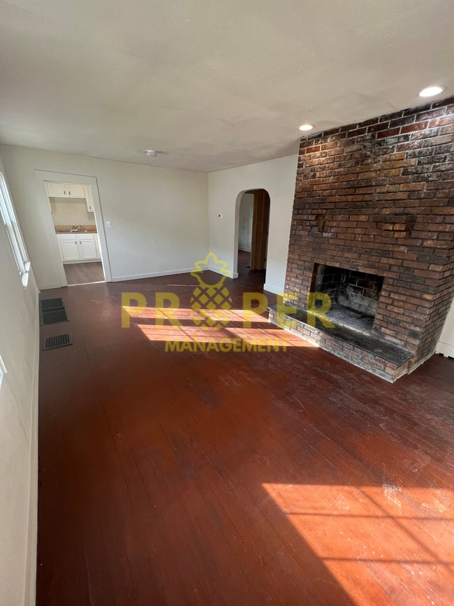property at 955 Burleigh Ave