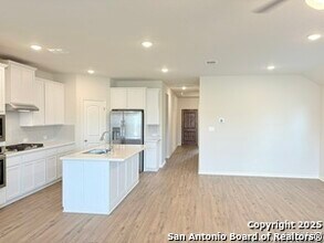 1641 Couser Ave in New Braunfels, TX - Building Photo - Building Photo