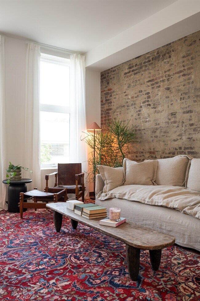 857 Bergen Ave in Jersey City, NJ - Foto de edificio - Building Photo