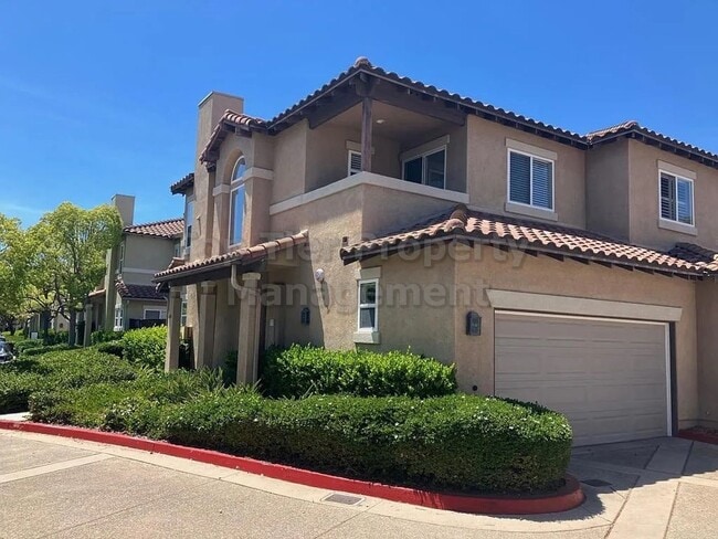 6180 Citracado Cir in Carlsbad, CA - Building Photo - Building Photo