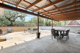 735 E 49th St in Savannah, GA - Building Photo - Building Photo