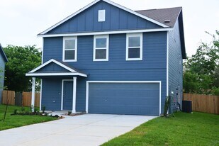 272 Laura Leigh Ln in Angleton, TX - Building Photo