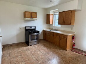 230 Boden Ave in Carnegie, PA - Foto de edificio - Building Photo