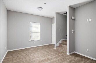 10 Humming Bird Ct in Pharr, TX - Building Photo - Building Photo
