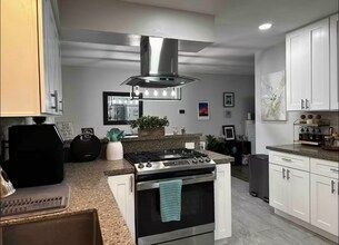 514 Luna Dr in Oceanside, CA - Building Photo - Building Photo