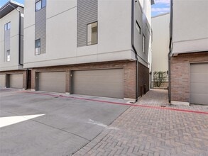 1702 S Lamar Blvd in Austin, TX - Building Photo - Building Photo