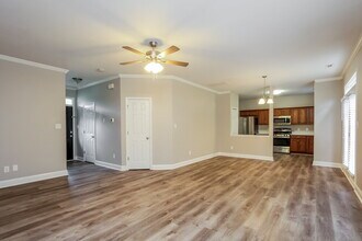 1525 Bucklebury Ct in Charlotte, NC - Foto de edificio - Building Photo