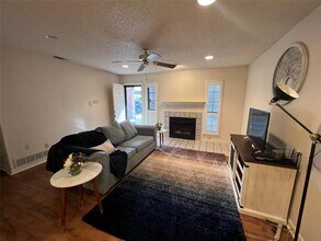 3129 Sappington Pl in Fort Worth, TX - Building Photo - Building Photo
