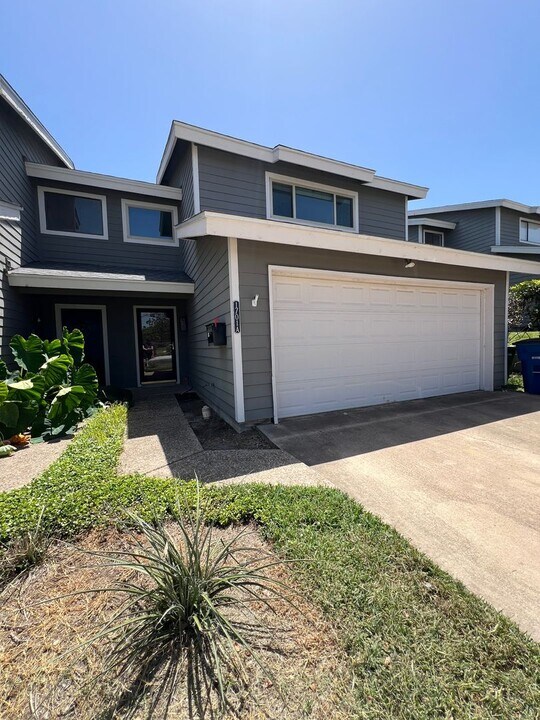 1701 Coronado Hills Dr in Austin, TX - Building Photo