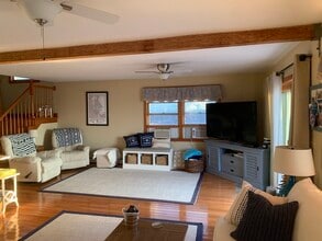 61 Ocean Rd N in Duxbury, MA - Building Photo - Building Photo