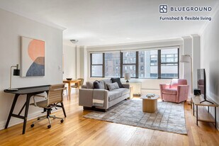 141 E 33rd St in New York, NY - Building Photo