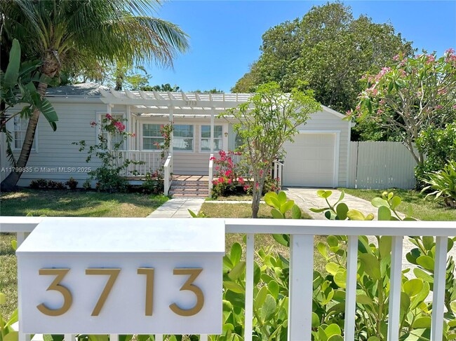 property at 3713 N Flagler Dr