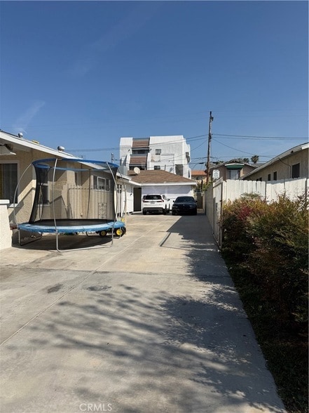 461 W Harvard St in Glendale, CA - Building Photo - Building Photo