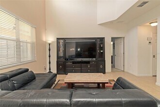 361 Cabello Dr in Davenport, FL - Building Photo - Building Photo
