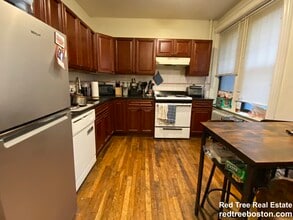 56 Queensberry St, Unit 12A in Boston, MA - Building Photo - Building Photo