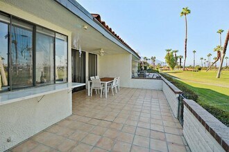 150 Avenida Las Palmas in Rancho Mirage, CA - Building Photo - Building Photo