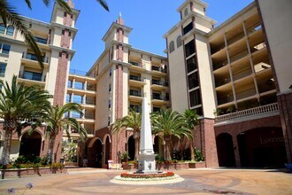 The Lorenzo in Los Angeles, CA - Foto de edificio - Building Photo