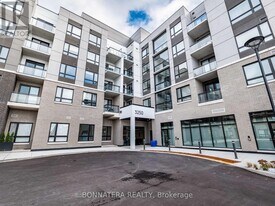 3250 Carding Mill Trail in Oakville, ON - Building Photo