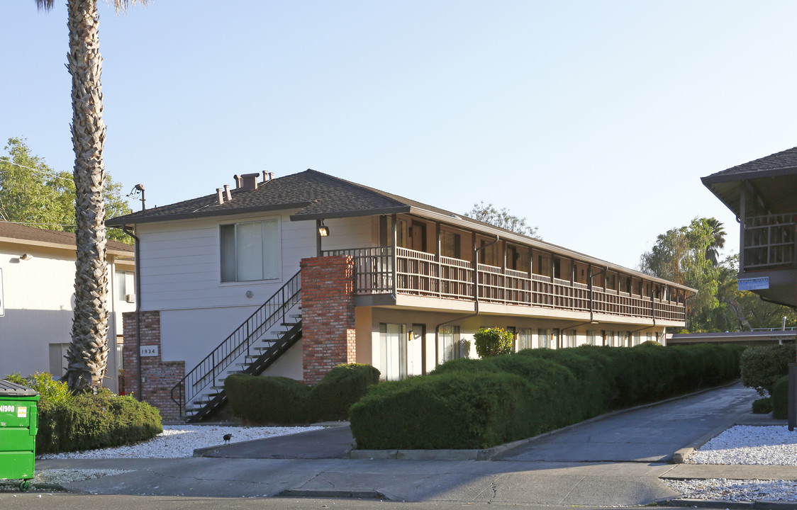 Palm Apartments in San Jose, CA - Building Photo