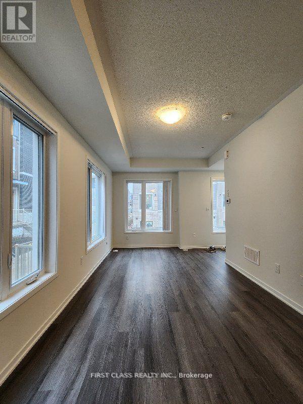 140 Honeycrisp Cres in Vaughan, ON - Building Photo - Building Photo